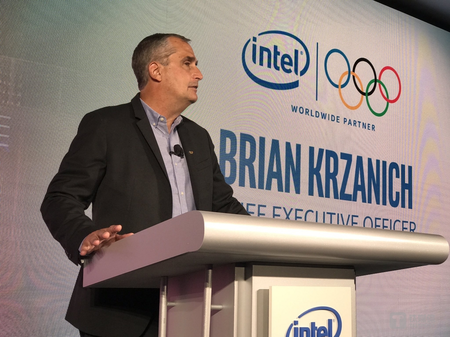 英特尔CEO科再奇