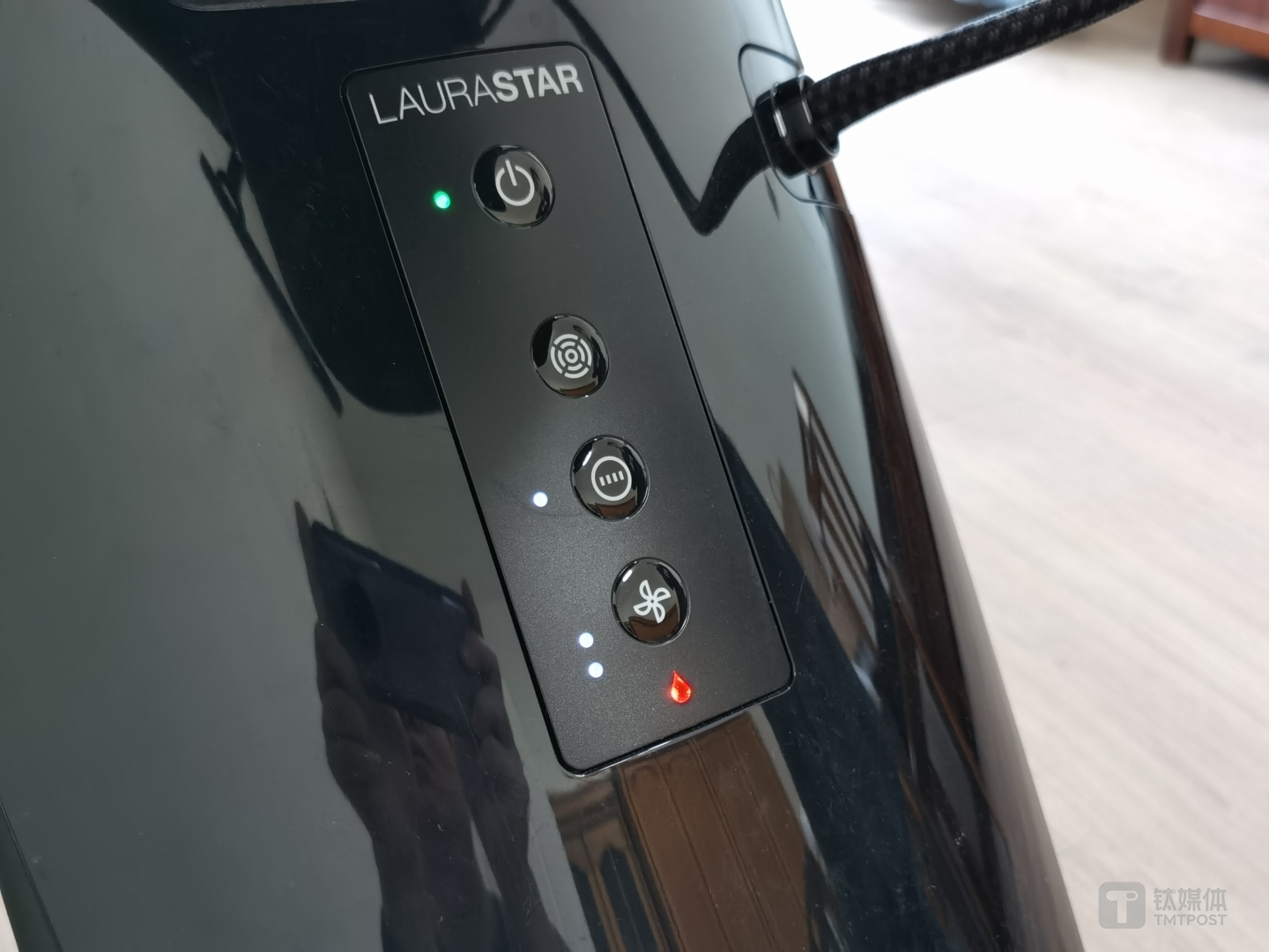 机身上的控制按钮