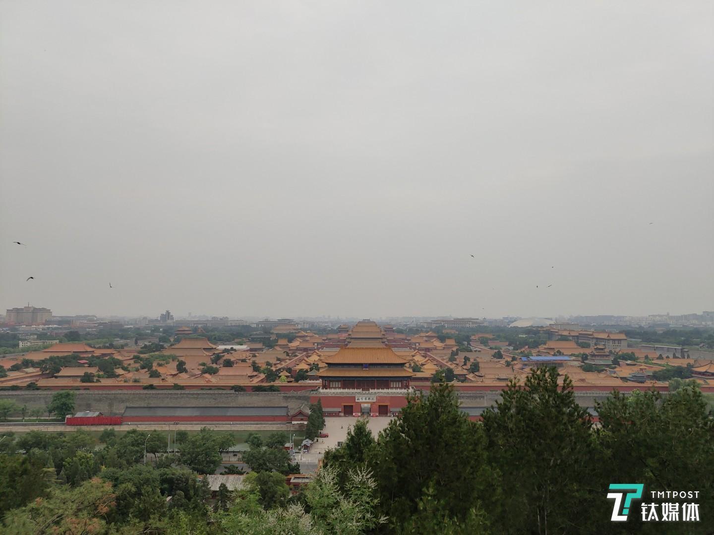 白天-焦距:4.35,光圈:f1.8,快门速度:1/2245