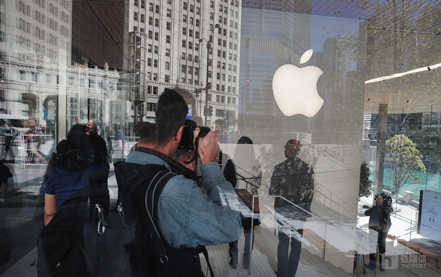 题图来自：视觉中国