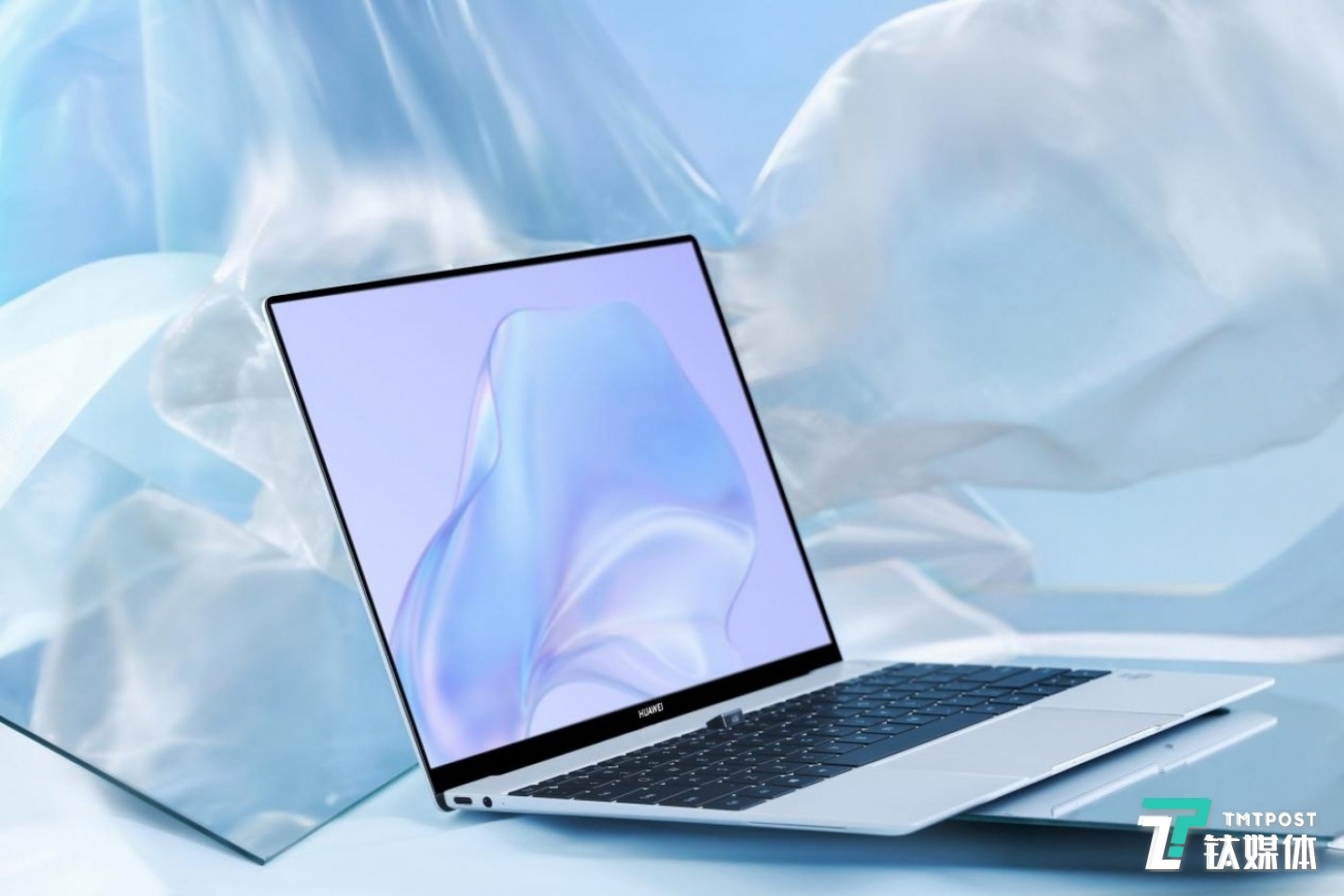 华为Matebook X笔记本