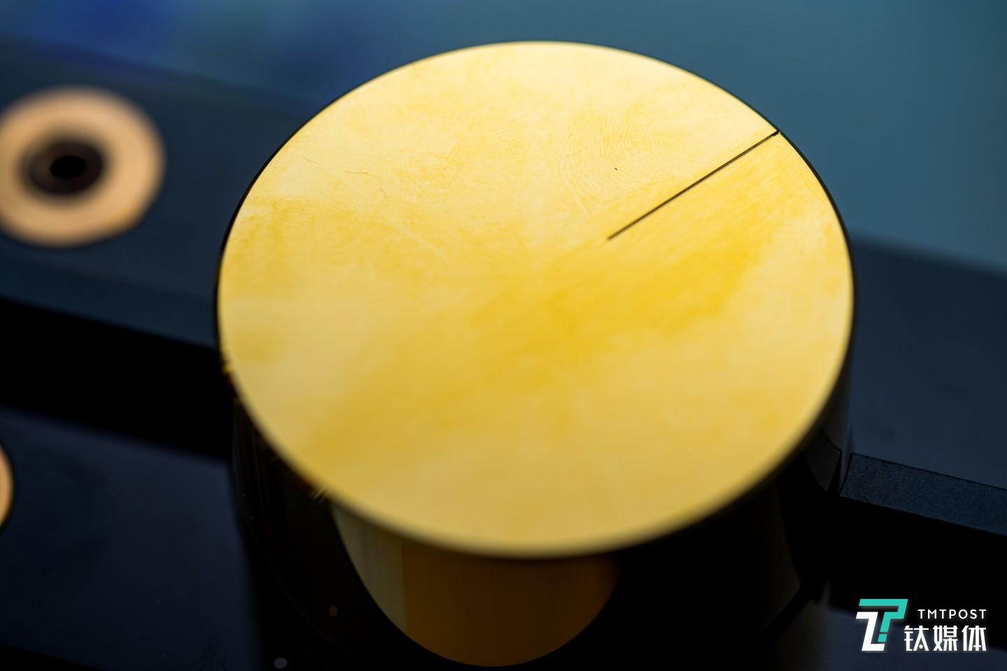 镀铜后再镀金的电位器