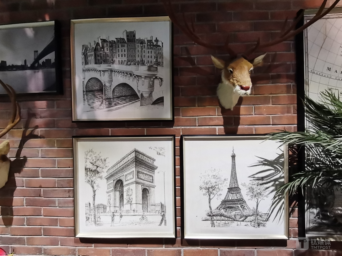 焦距：1.78 mm 光圈：f/2.4 快门：1/30s ISO：320