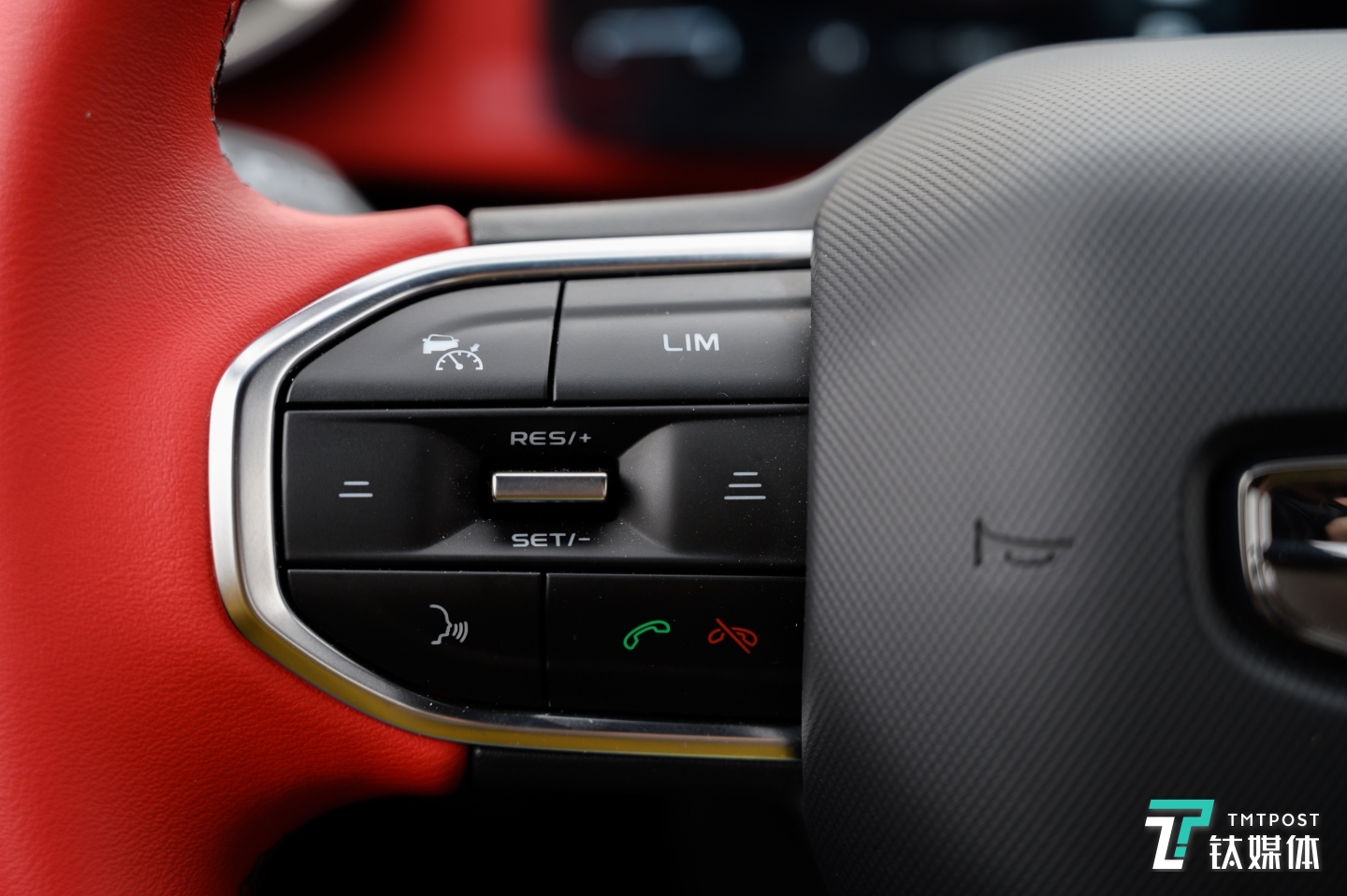 方向盘上的操控按键