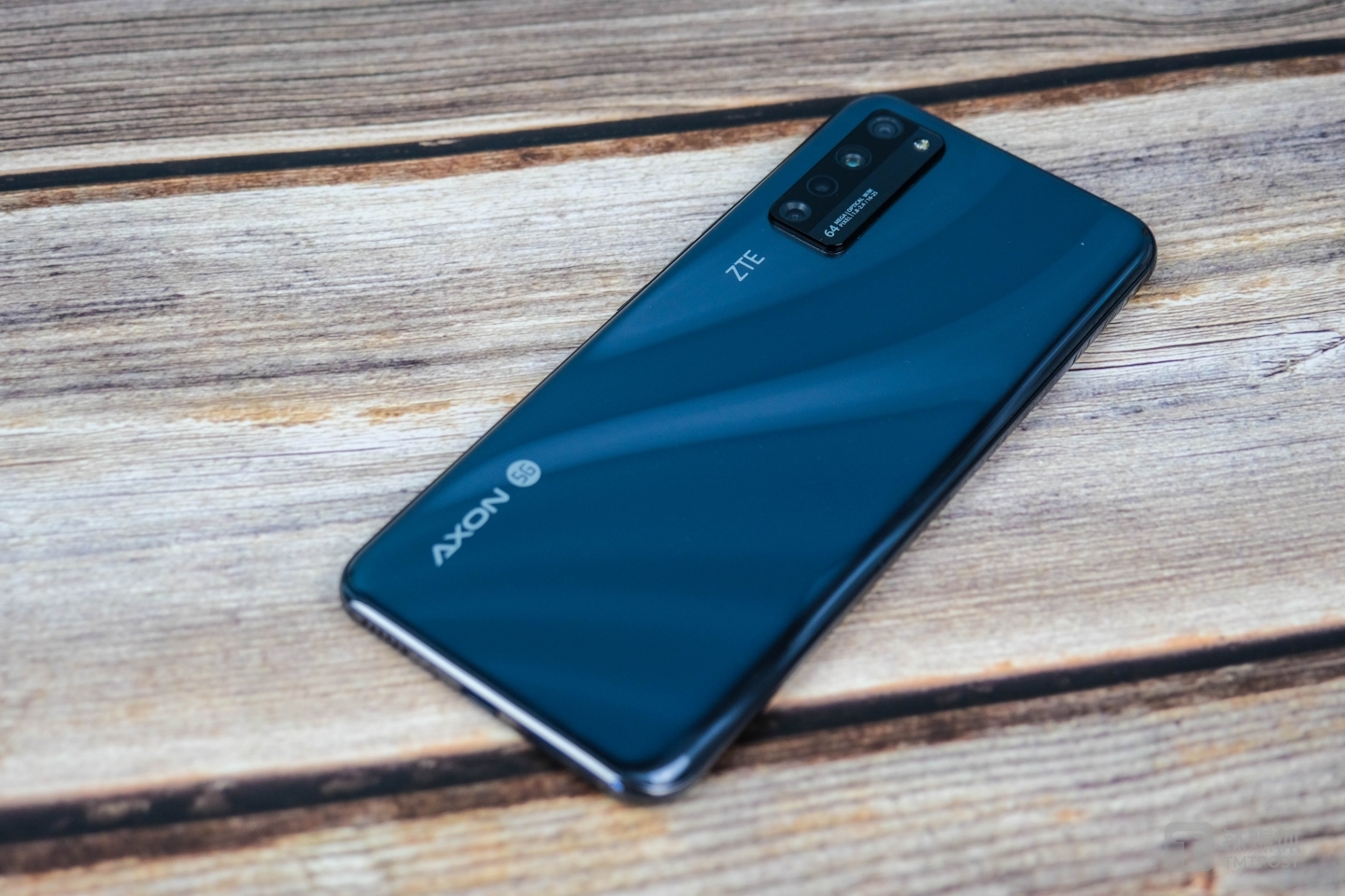 Axon 20 5G-摄像头矩阵