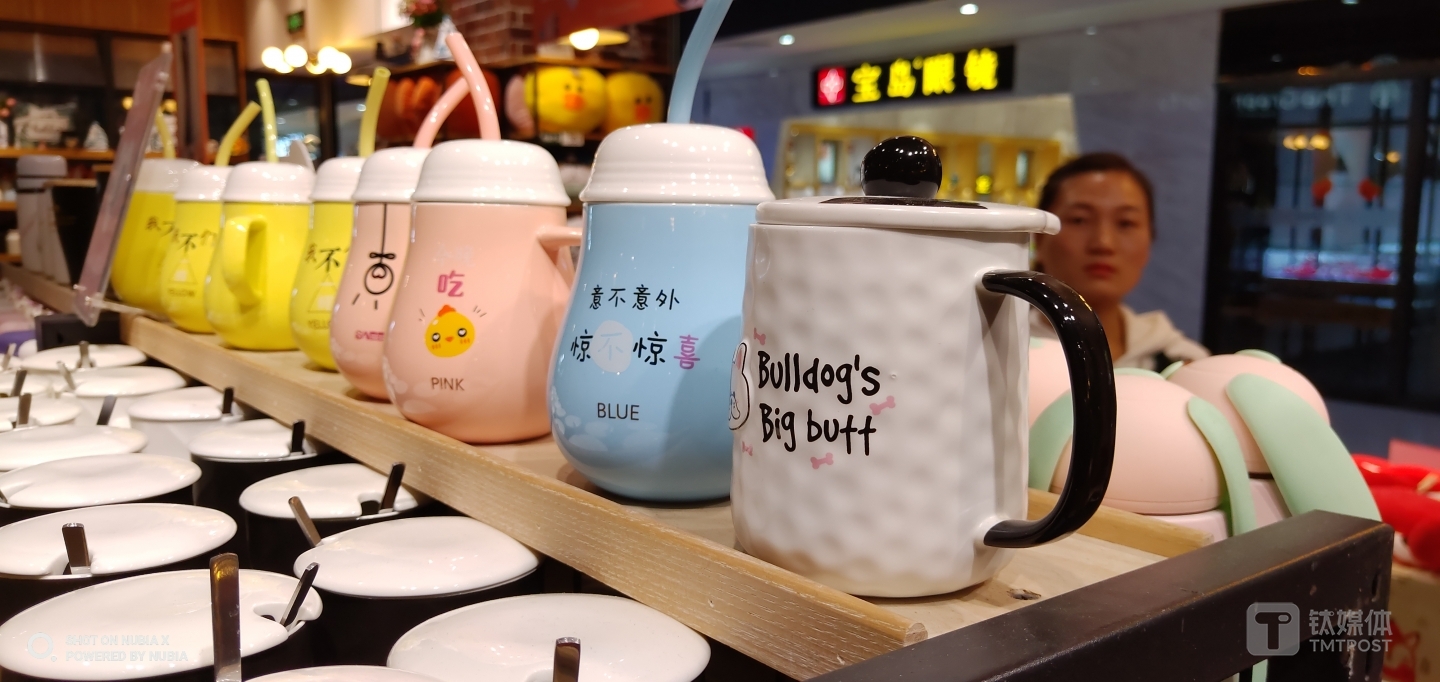 焦距：4.27mm 光圈：f/1.8 快门速度：1/100s ISO：100