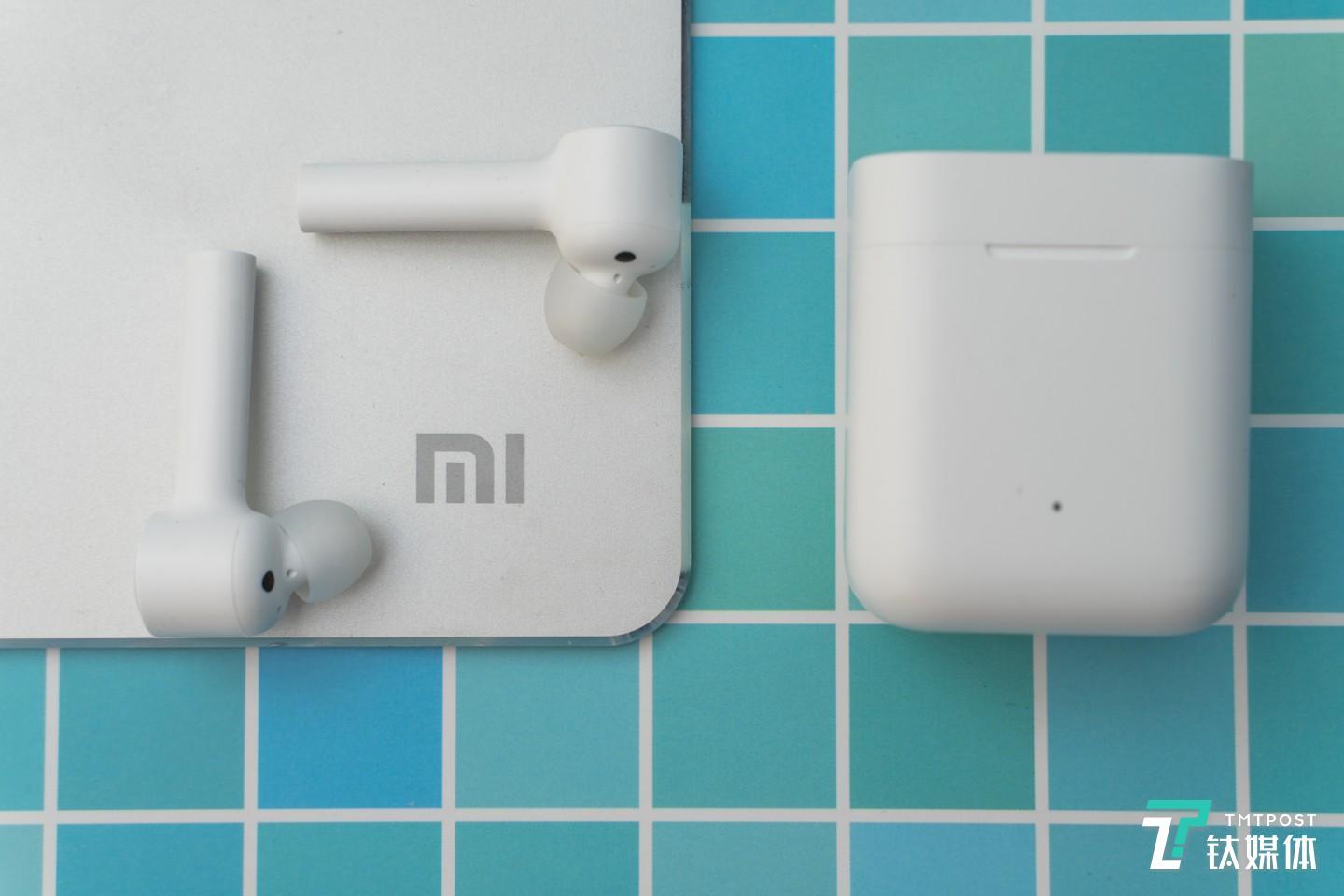 单次充电后,总续航约10小时