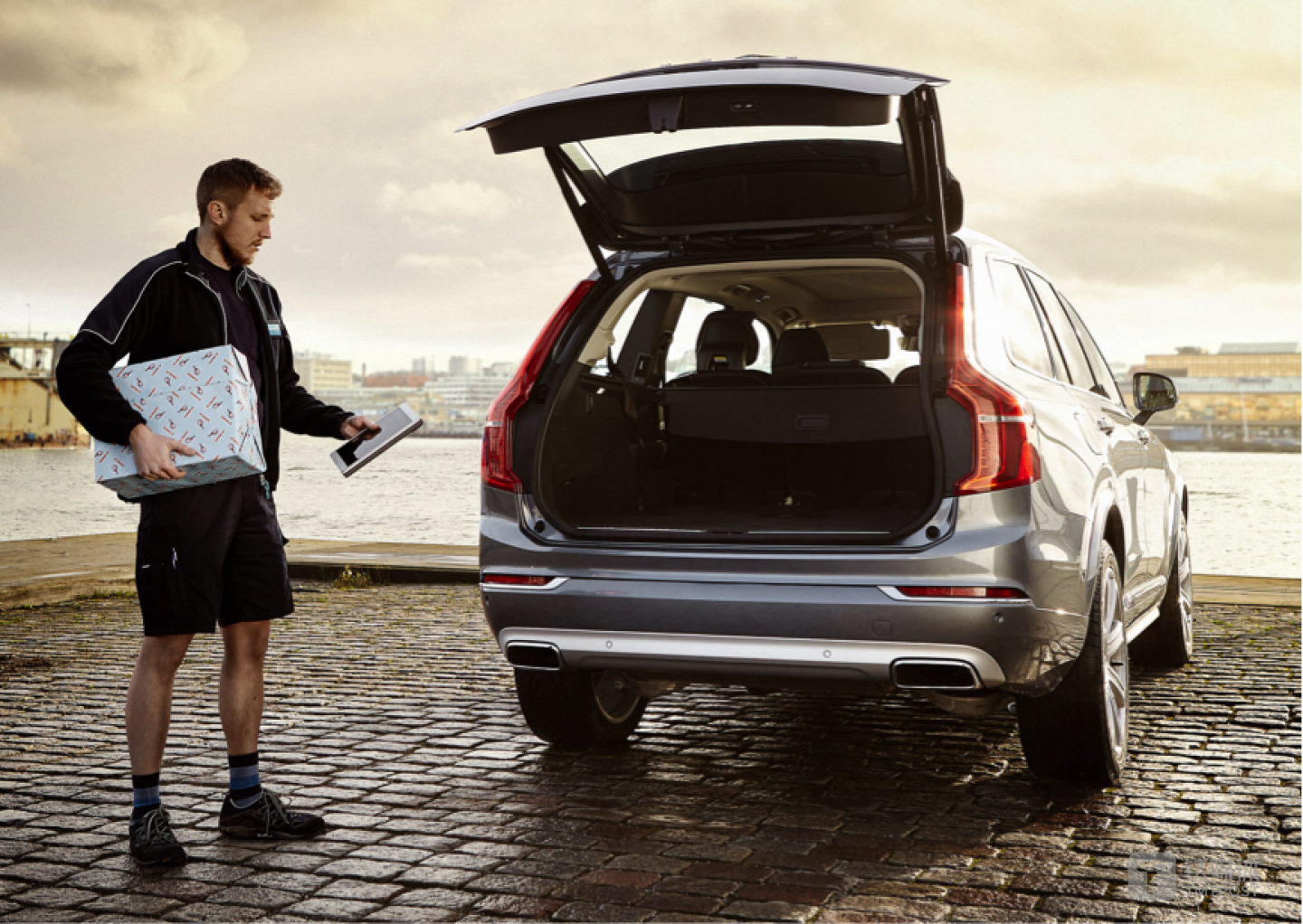 沃尔沃&ldquo;快递到车&rdquo;服务