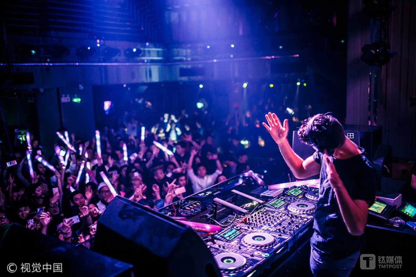 题图来自:视觉中国