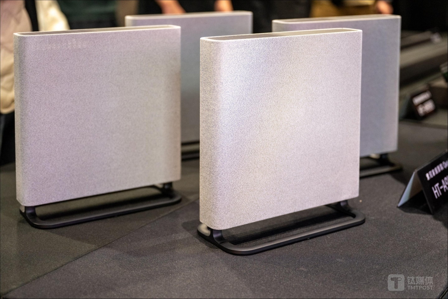 采用無線連接的HT-A9M2多聲道影音系統(tǒng)（圖片來源：鈦媒體APP作者拍攝）