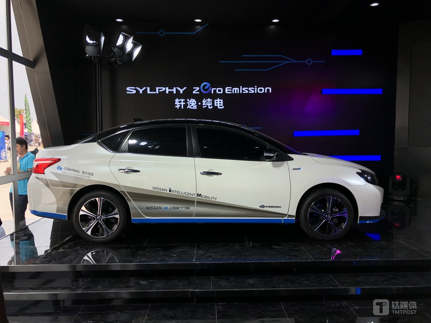 轩逸纯电版，与赛车技术同源