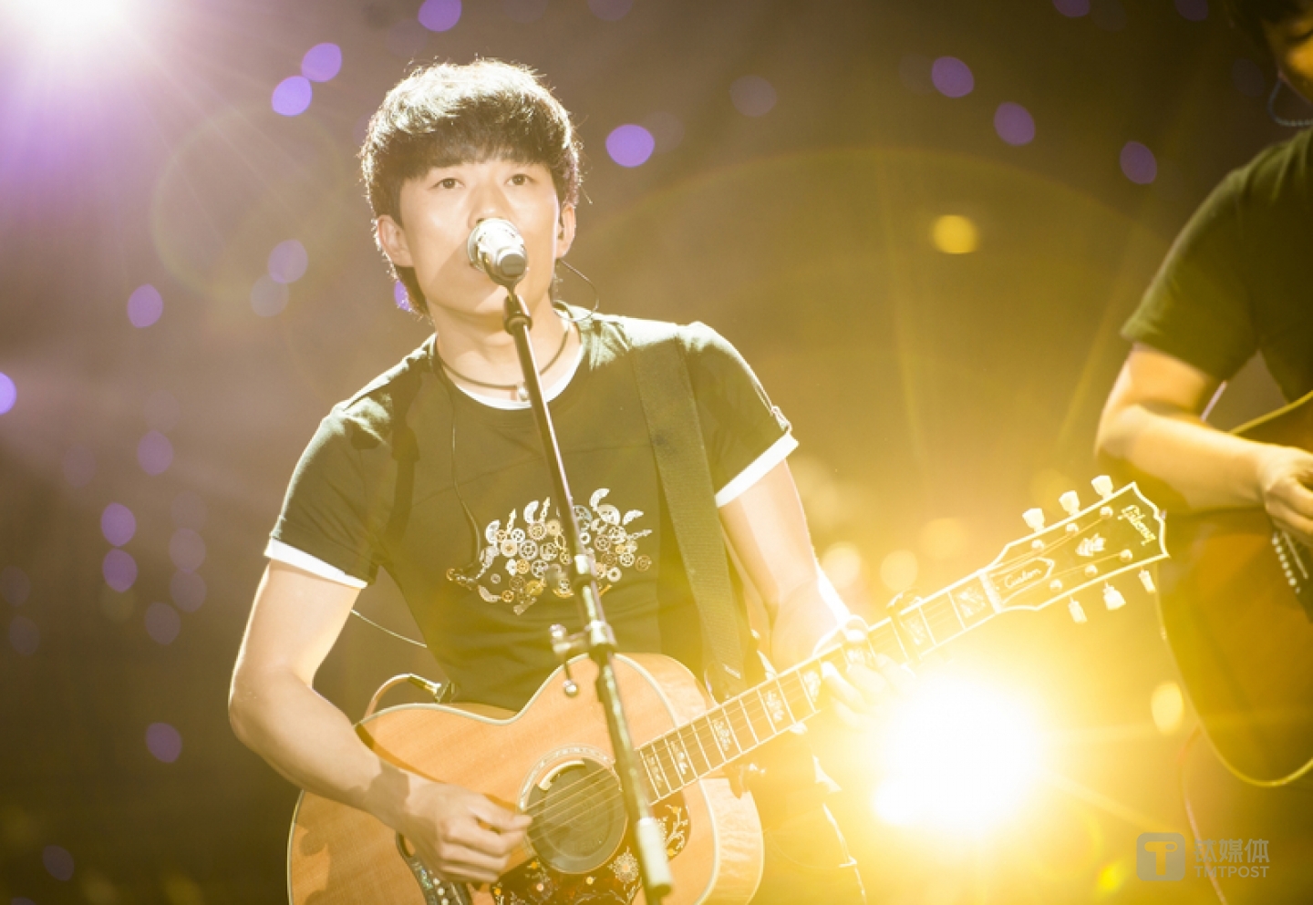 （题图来自：视觉中国）