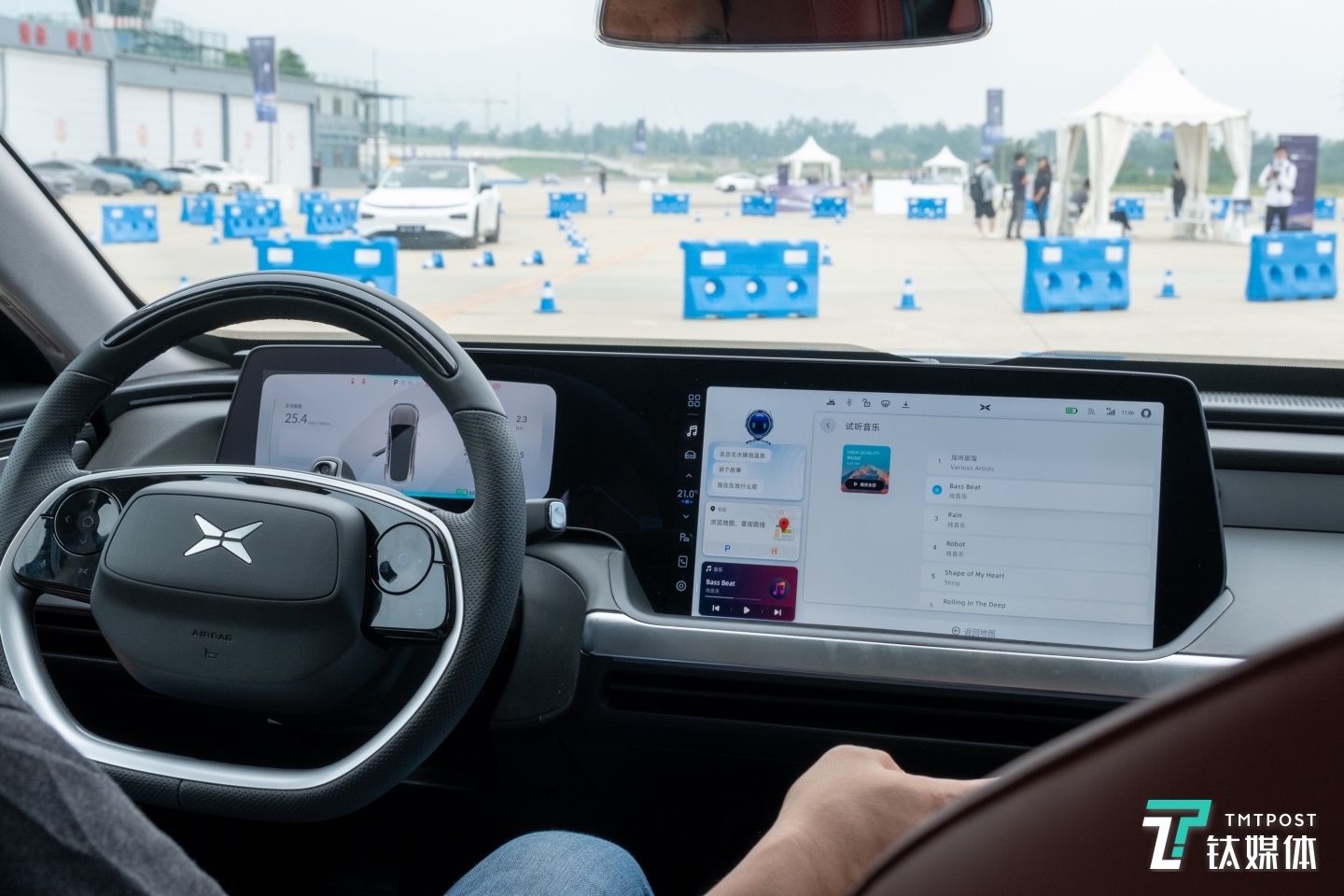 贯穿式液晶仪表