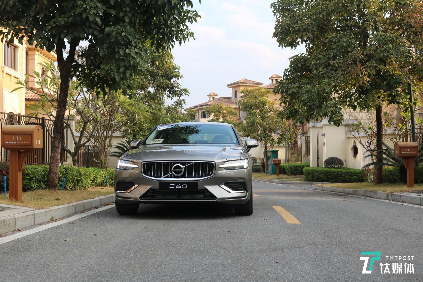 采用SPA平台架构的沃尔沃S60