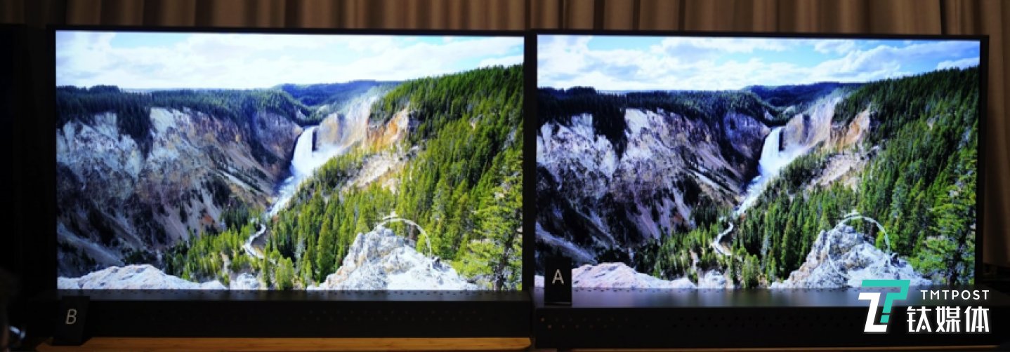 左为其他品牌8K产品,右为索尼4K OLED产品
