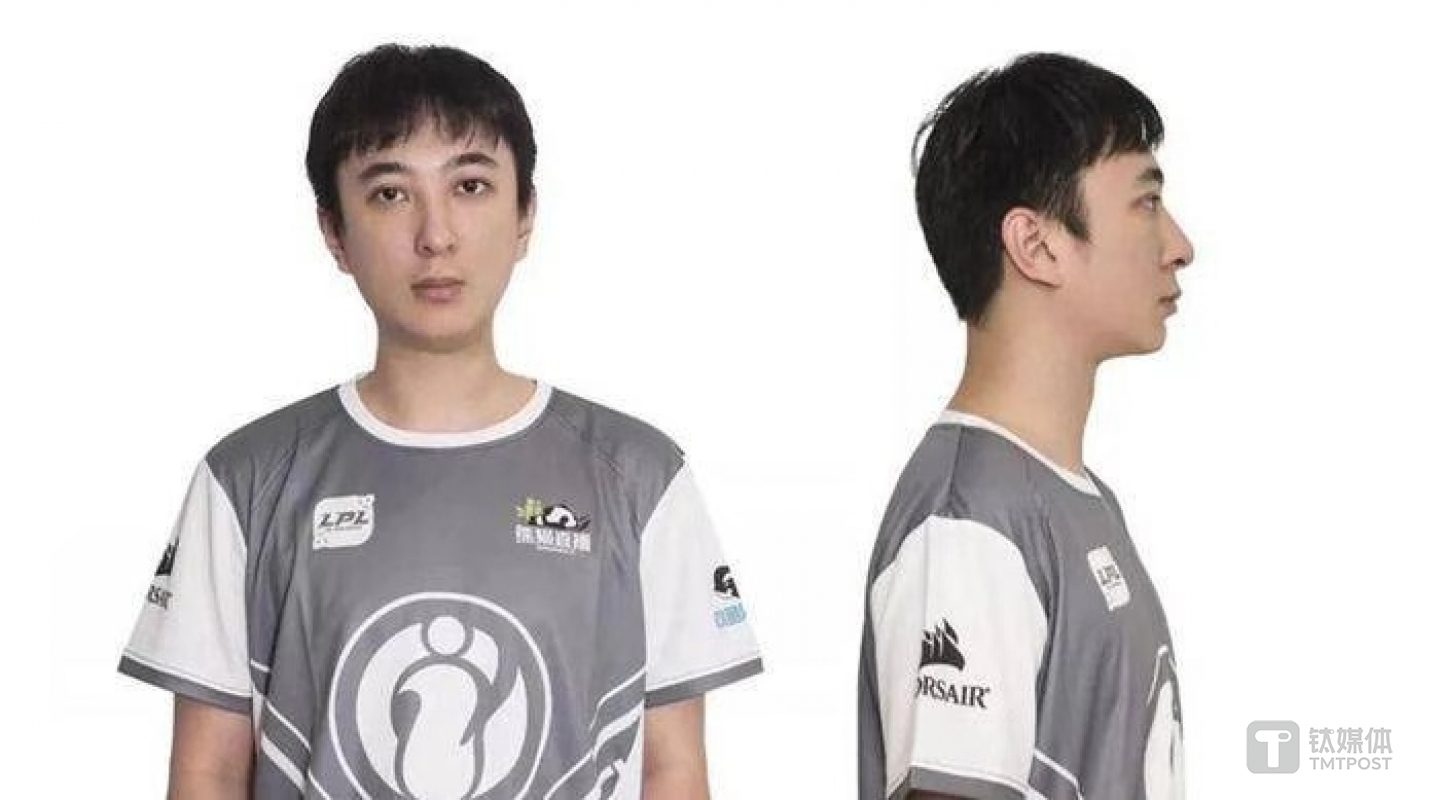 前iG战队ADC王思聪