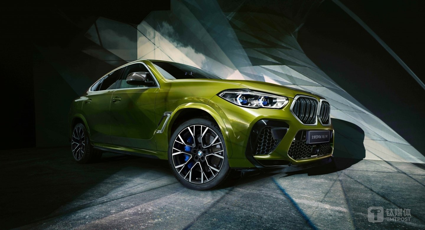 全新BMW X6M