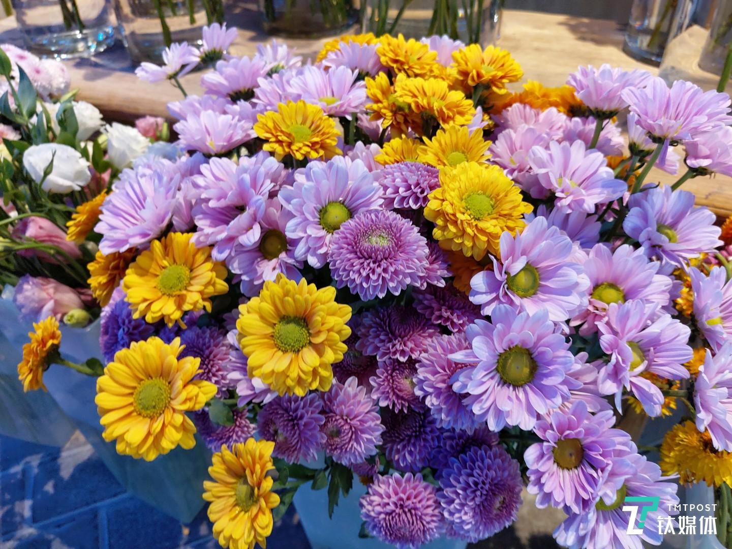 焦距：4.4mm 光圈：f/1.8 快门速度：1/s ISO: