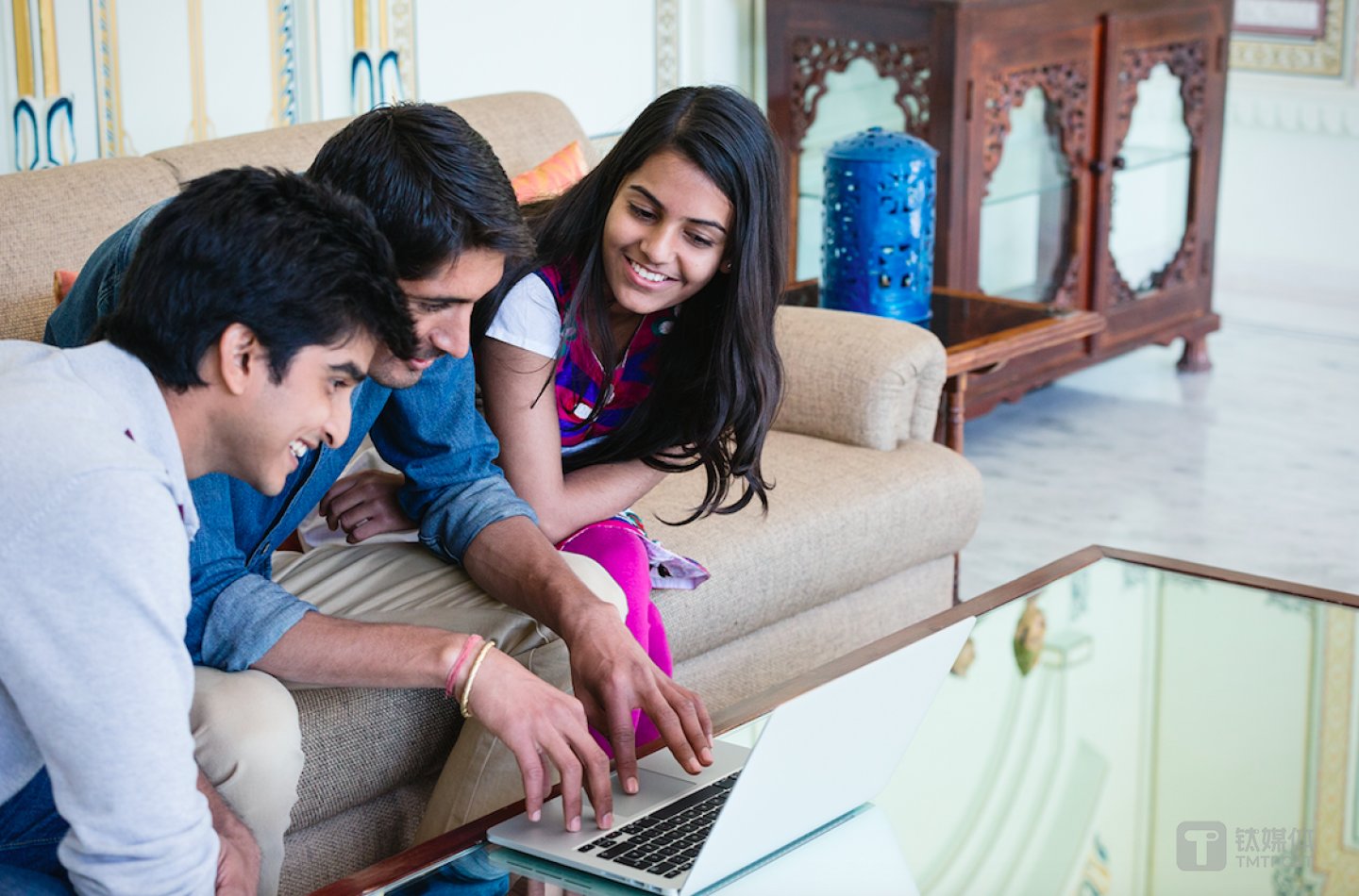 题图来自:视觉中国