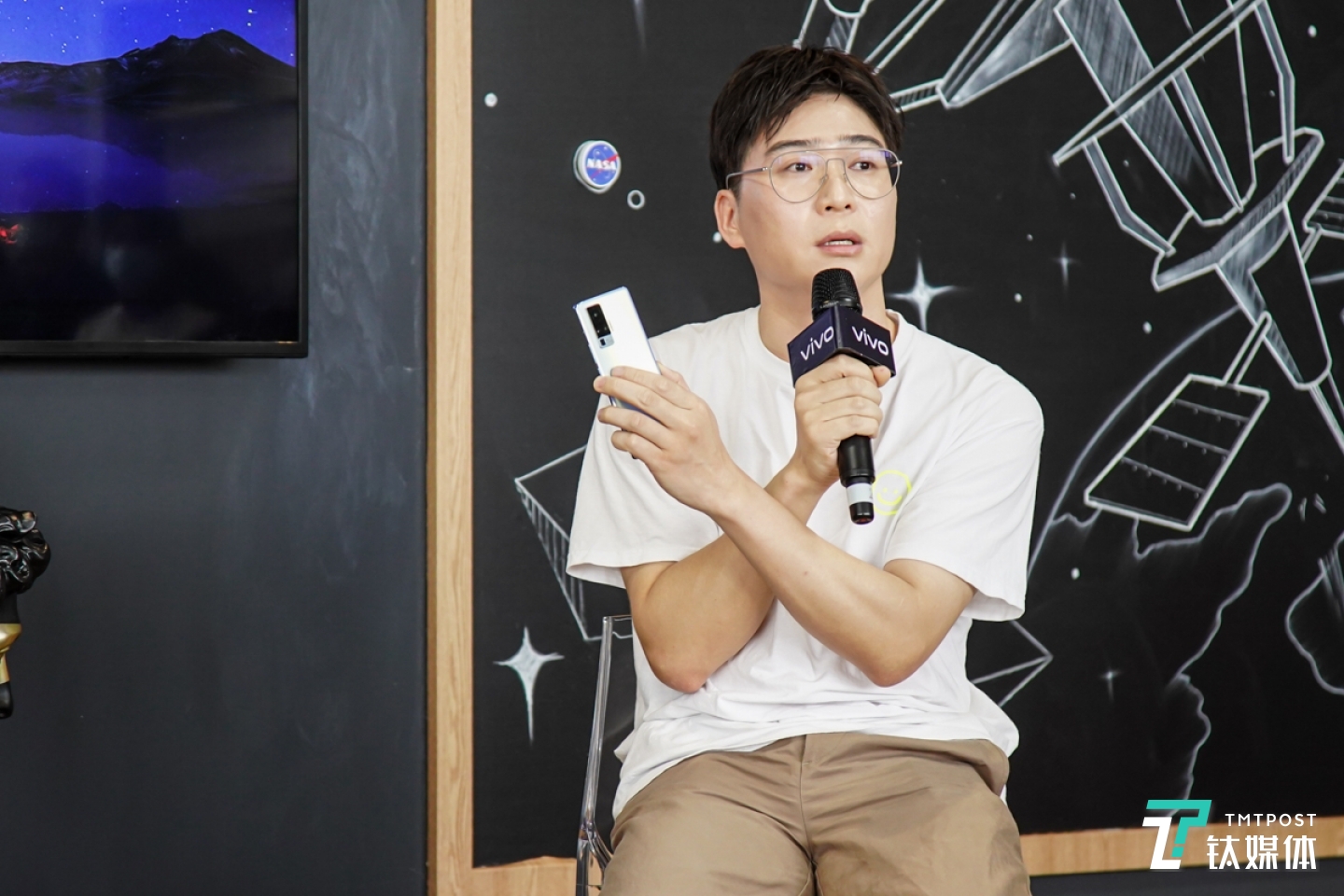 vivo X50系列设计师 任安