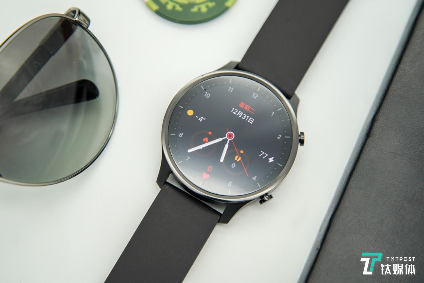 1.39英寸AMOLED圆形屏幕