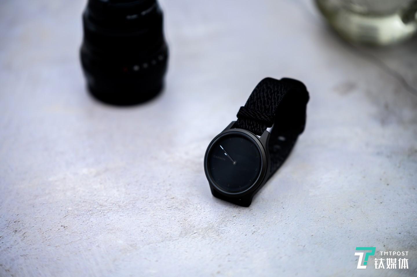 GarminMove Style智能腕表