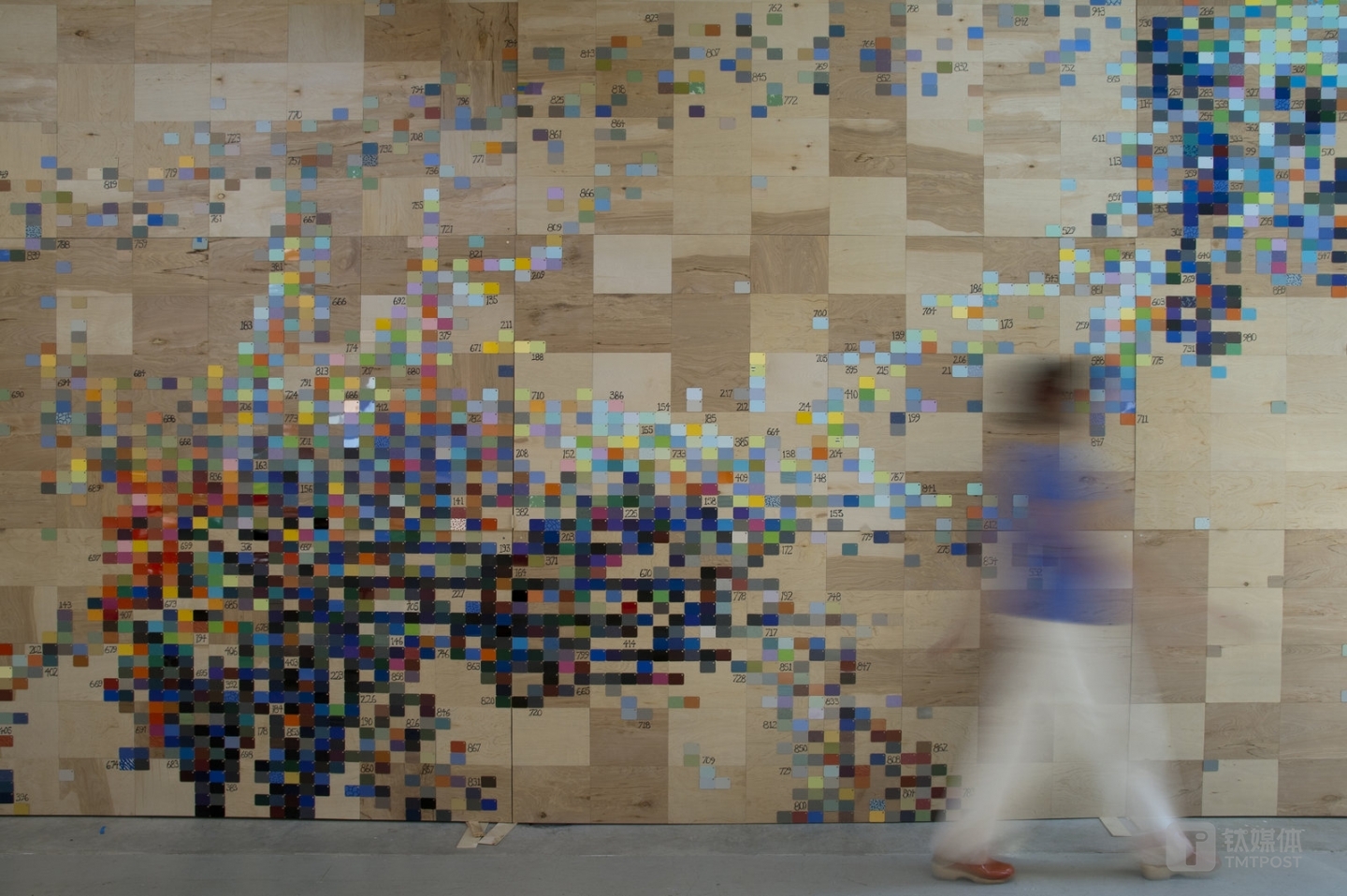 In Making Tracks, Frick uses human data from sensors to create portraits.