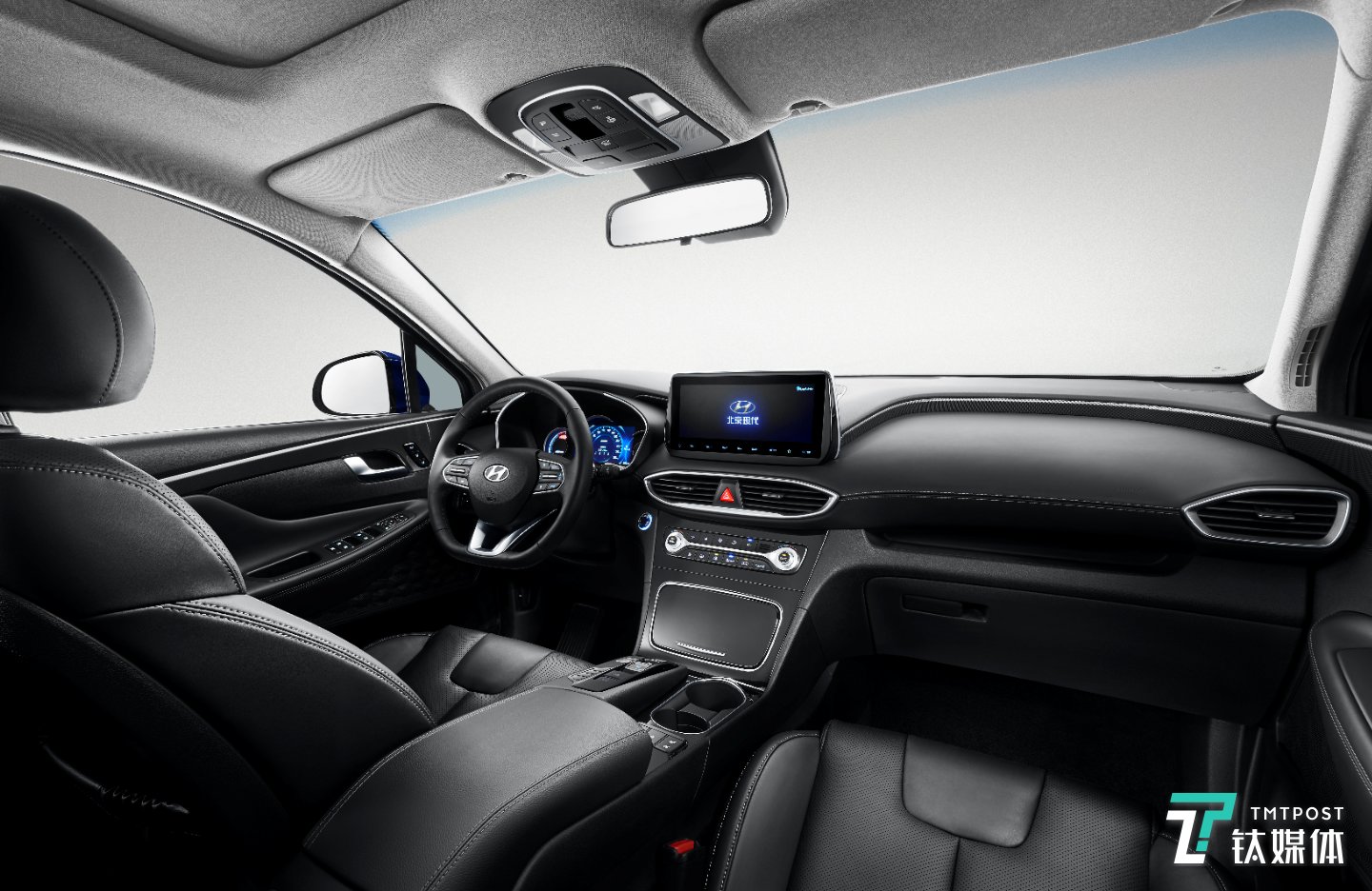 通过百度智能网联2.0系统,可以实现语音交互和远程控制等功能