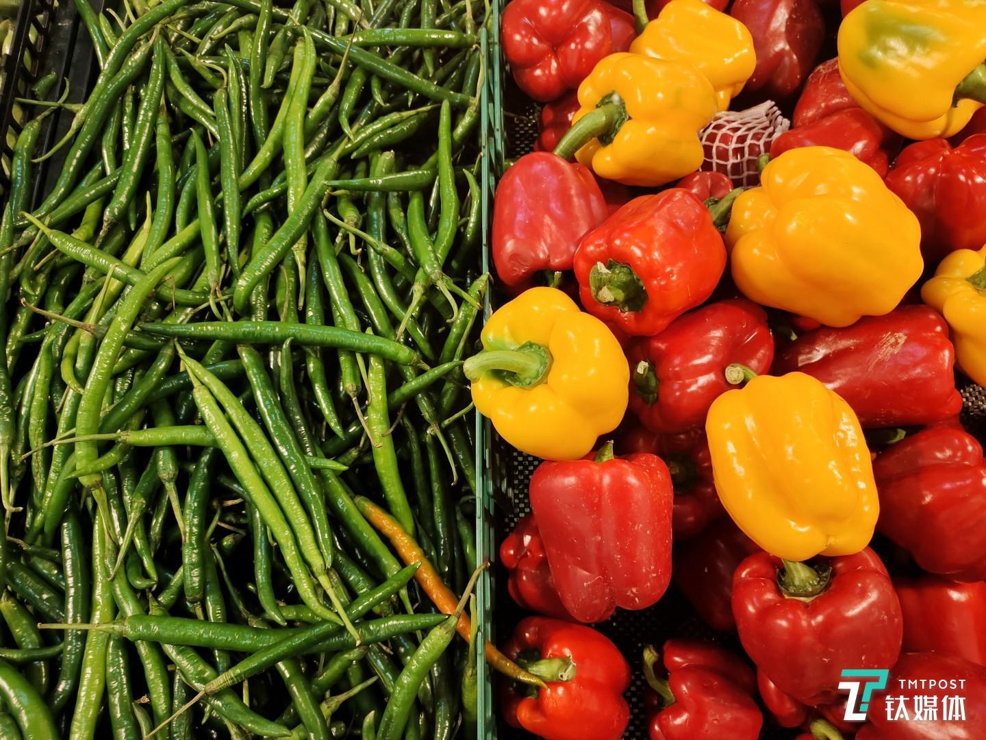 焦距:15mm 光圈:f/3.0 快门速度:1/30s ISO:500