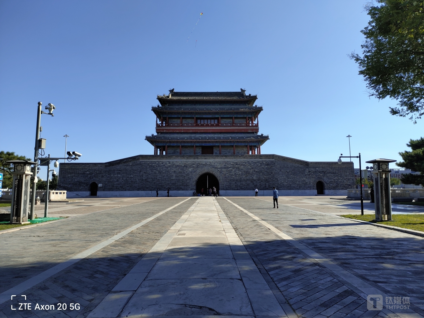 Axon 20 5G-未开启广角