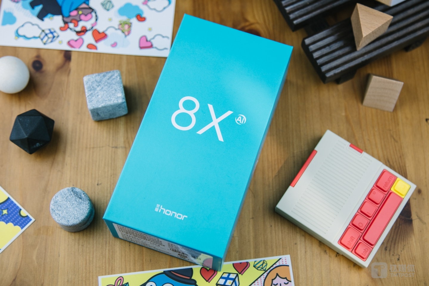 荣耀8X外包装