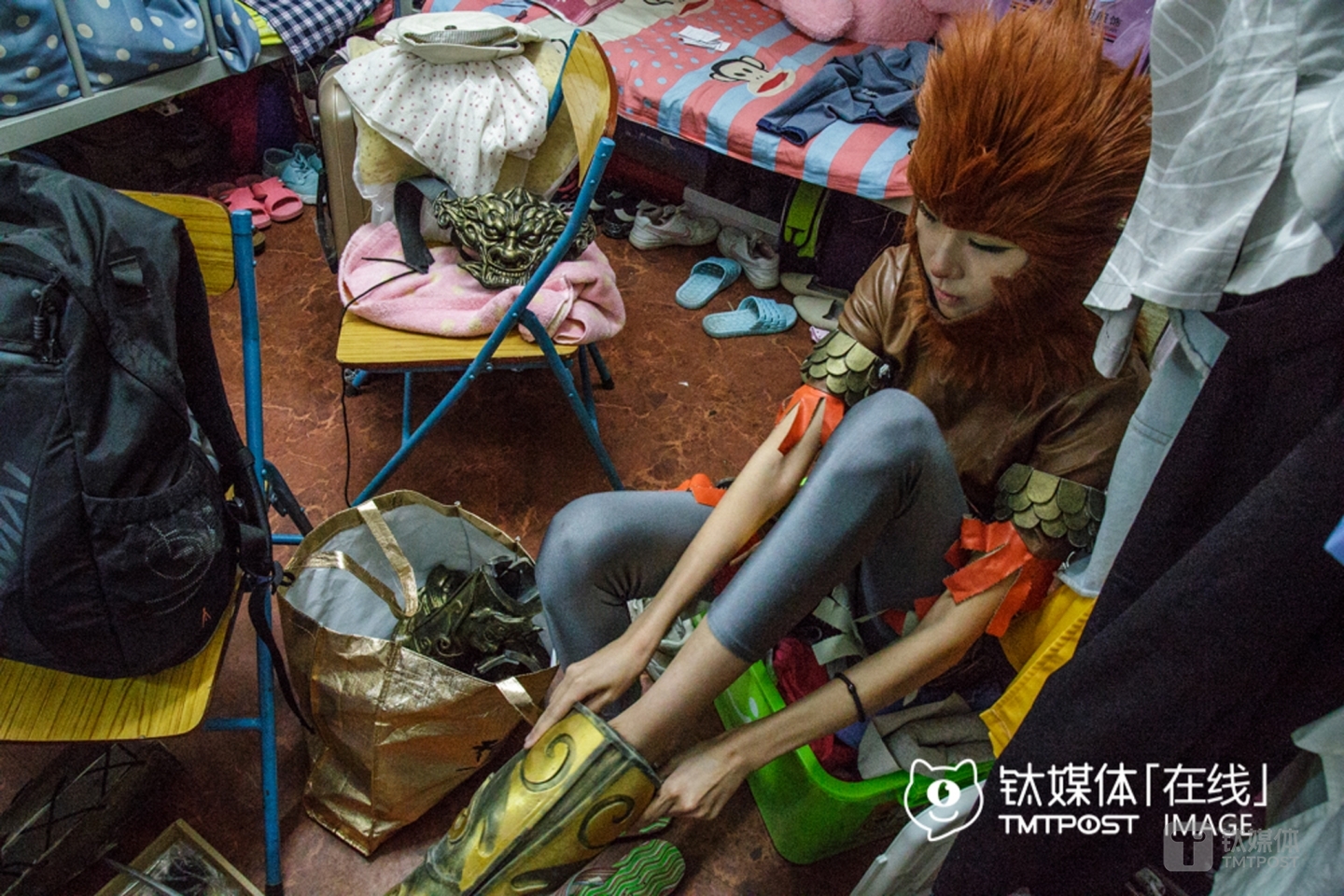 Lusan was highly-recognized in the cosplay circle for the verisimilitude when she dressed up like the character Great Monkey King. In addition, she’s over 10.8 meters tall, which gave her an advantage to play Great Monkey King.