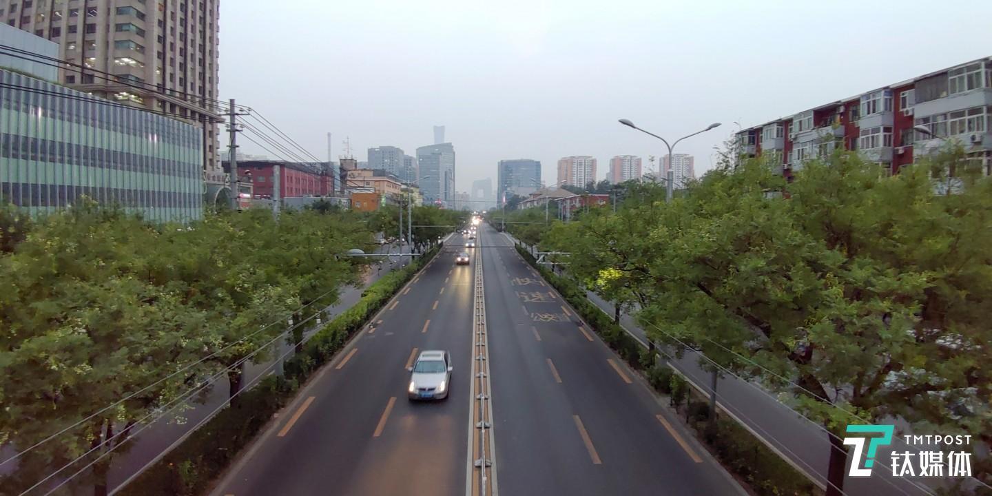 焦距:4.25mm 光圈:f/1.7 快门速度:1/s ISO: