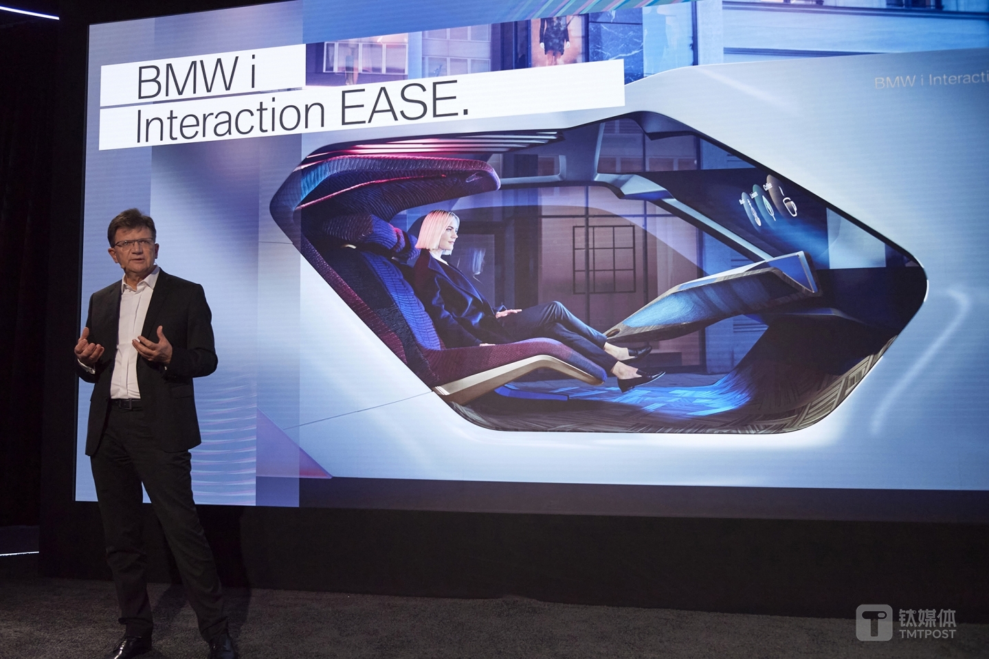 Vision BMW i Interaction EASE
