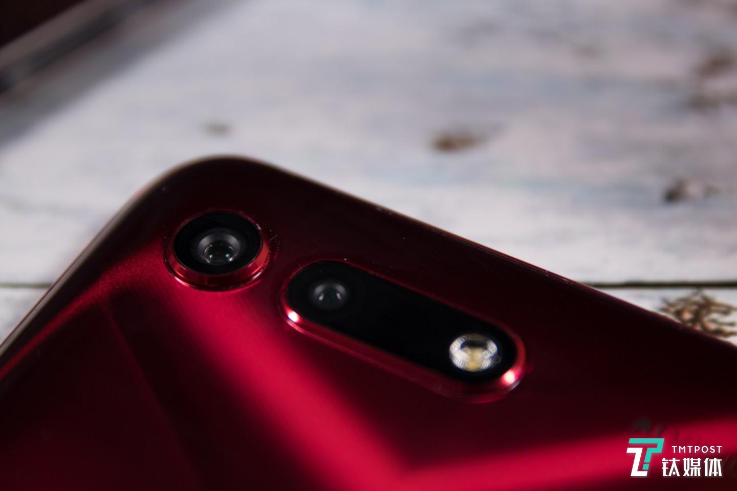 4800万像素f/1.8主摄线头