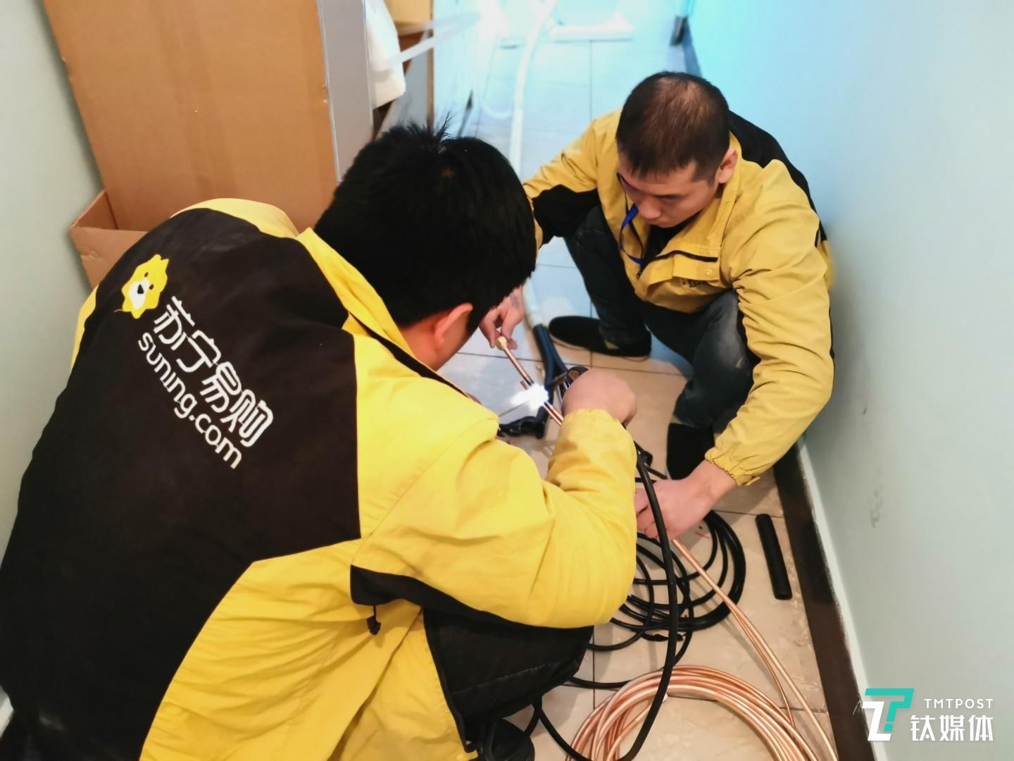 苏宁自己的师傅上门安装