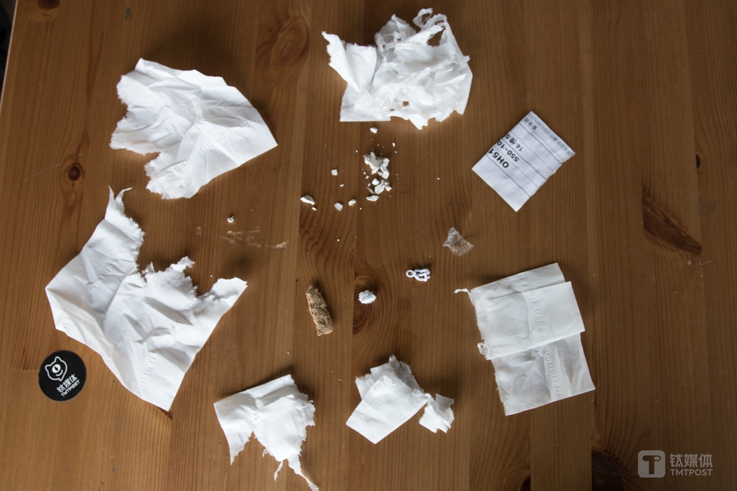 垃圾清理模拟，实际上家里很难看到这么大块的垃圾