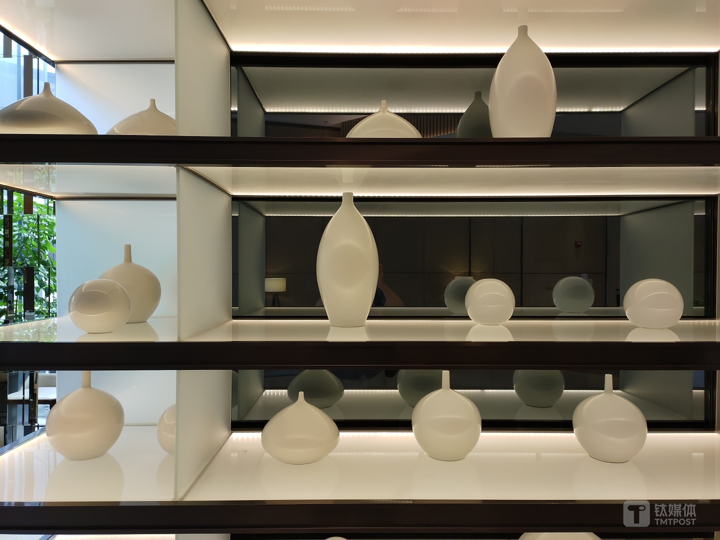 焦距：4.74mm，光圈f/1.7，ISO：325