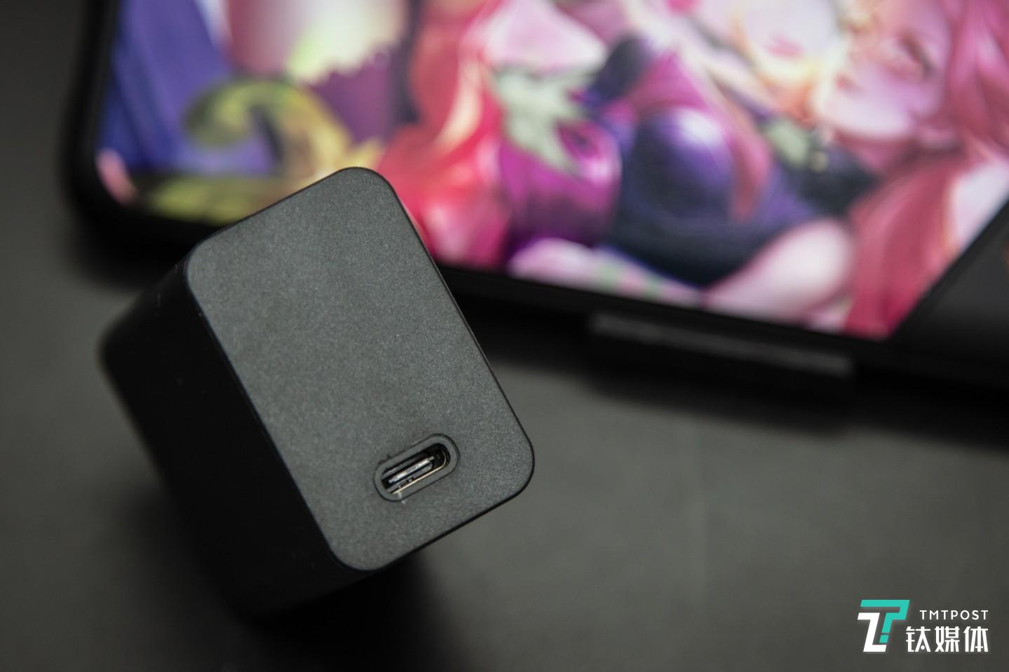 6000mAh电池&33w快充