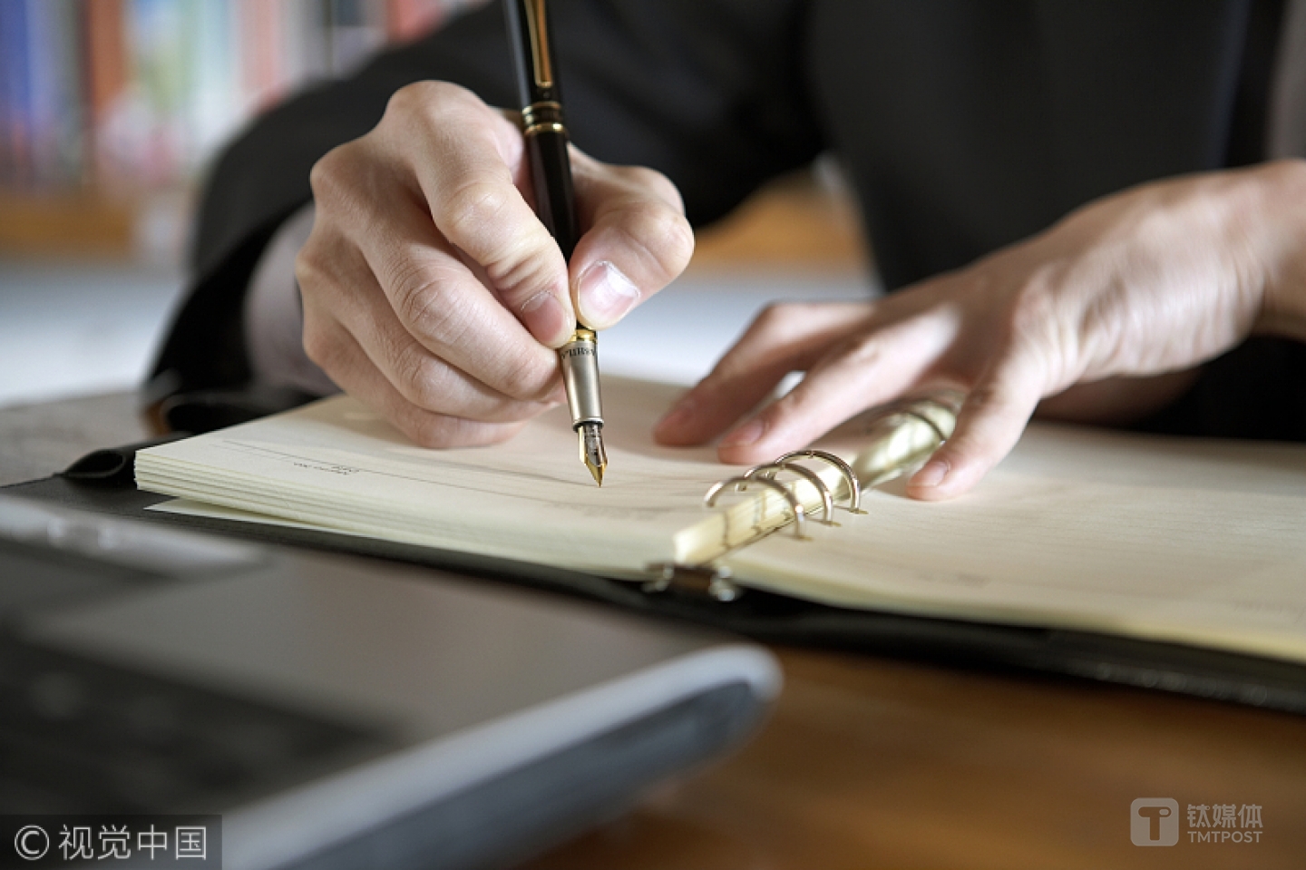 题图来自：视觉中国