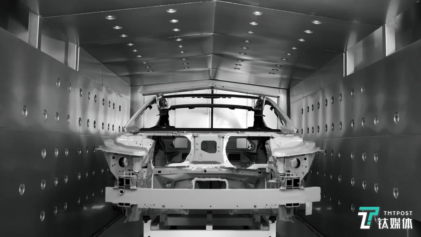 碳纤维车身结构制造