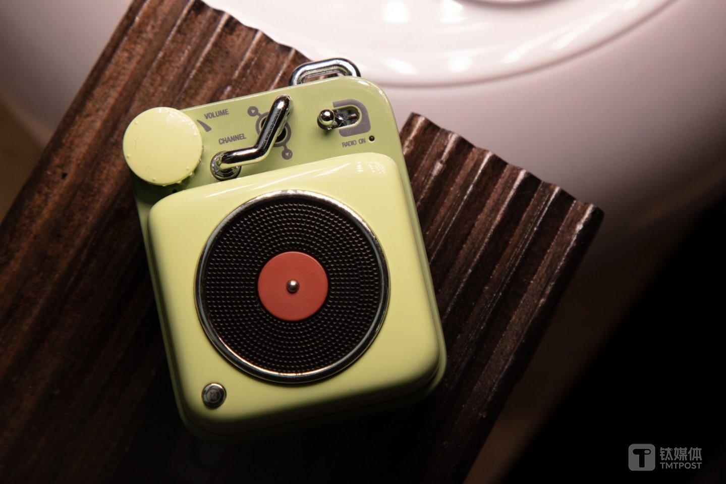 音响仅掌心大小