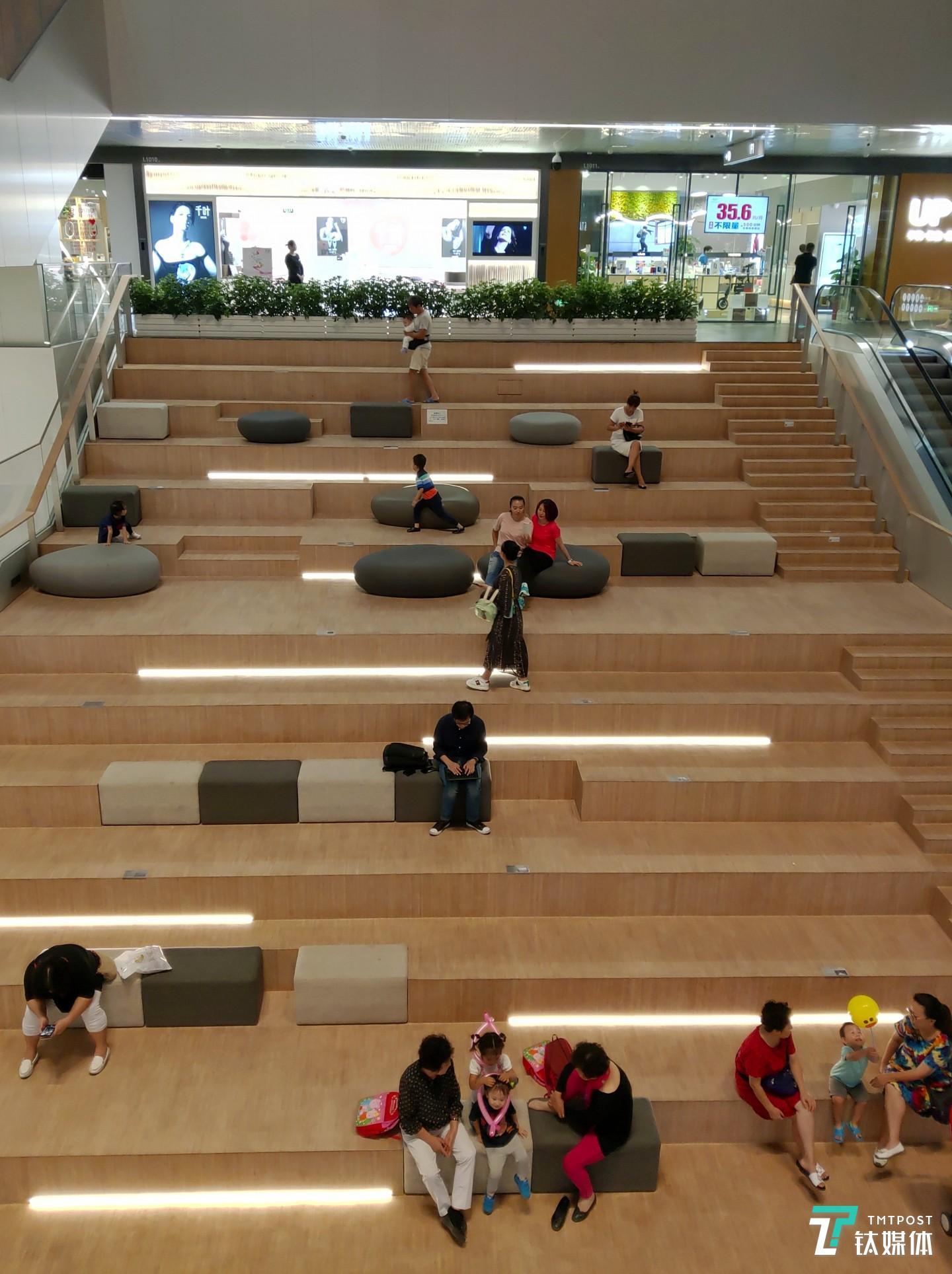 焦距:4.25mm 光圈:f/1.7 快门速度:1/s ISO: