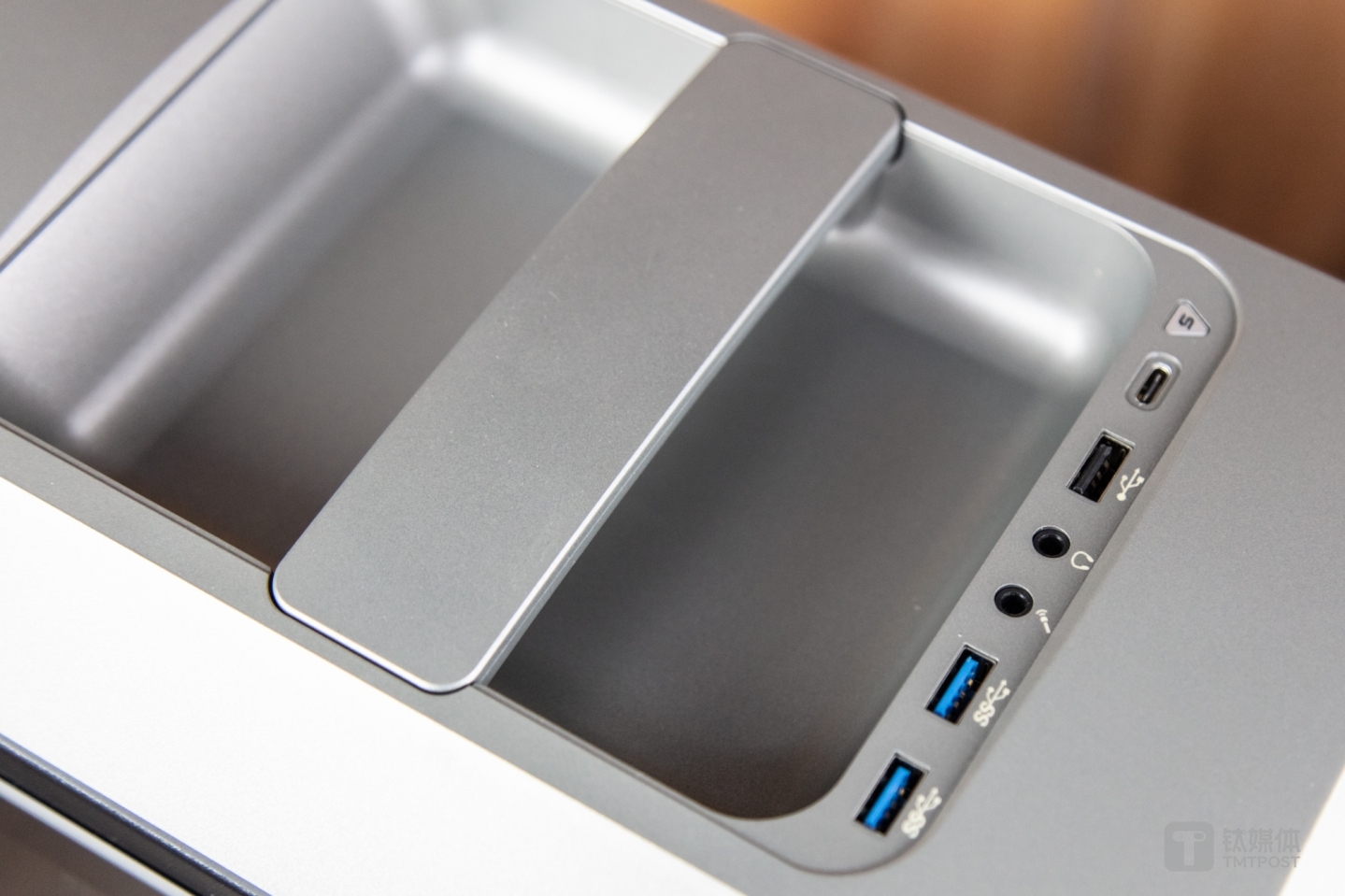 便携提手&拓展接口