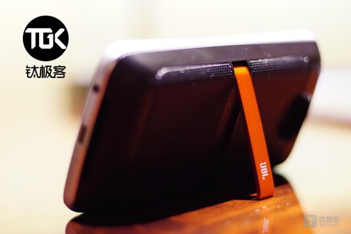 Moto Z Play & 摩音-JBL扬声器模块