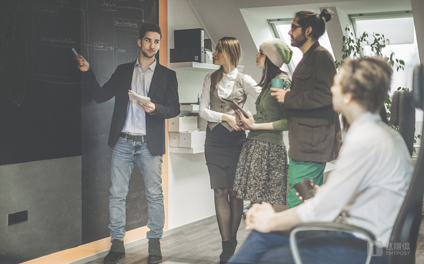 题图来自：视觉中国