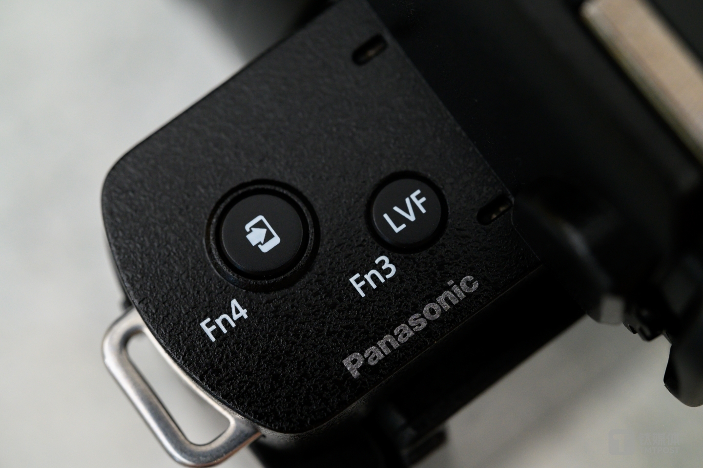 EVF/LCD切换按键