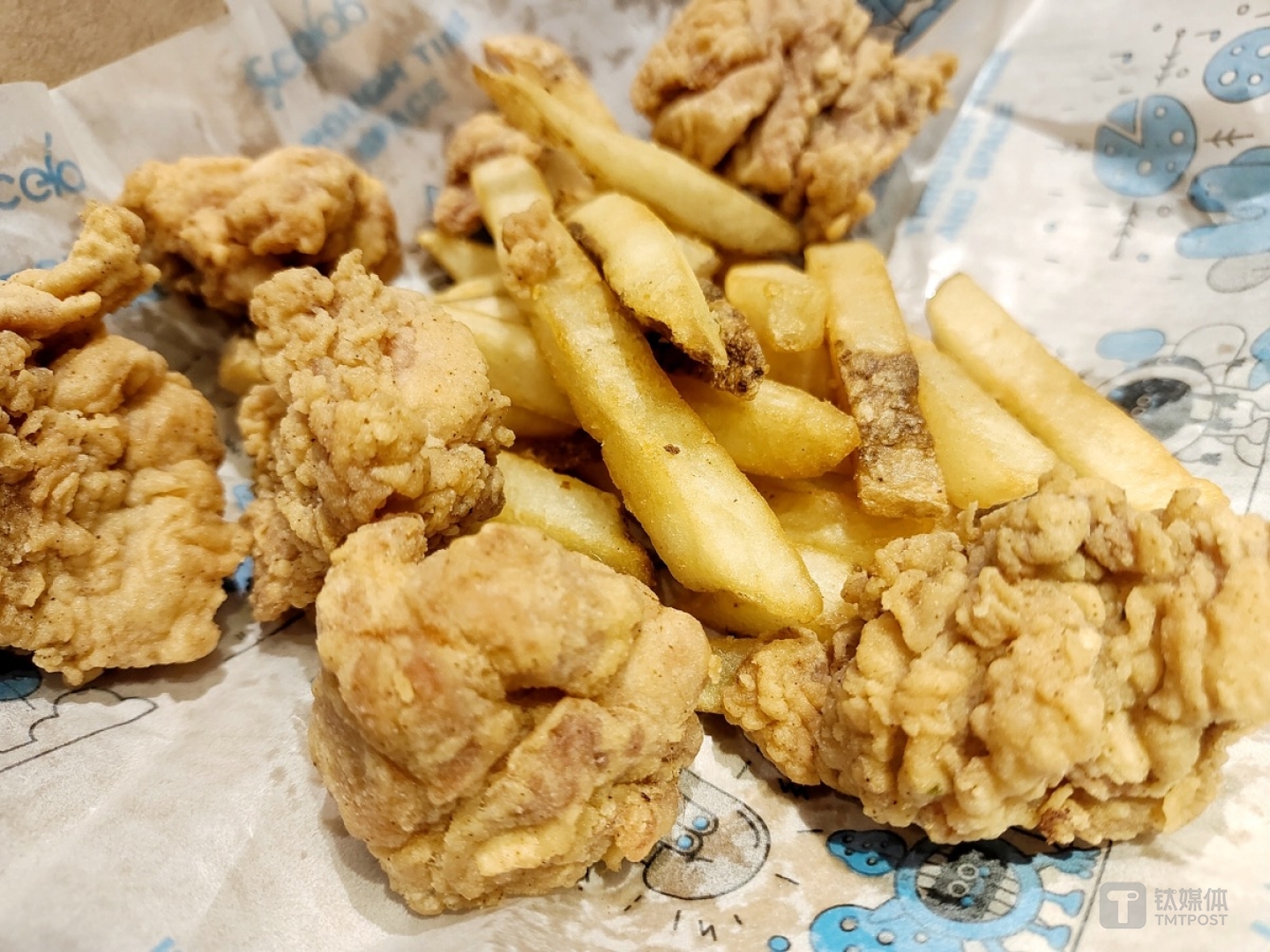 更多样张 焦距：mm 光圈：f/ 快门速度：1/s ISO: