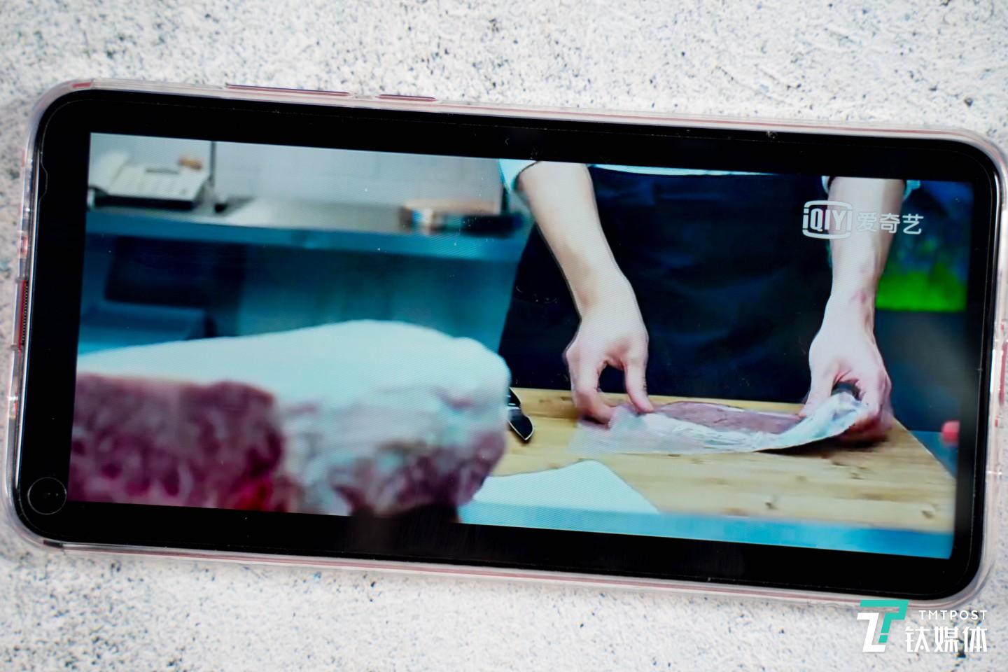 看电影的时候黑边很窄