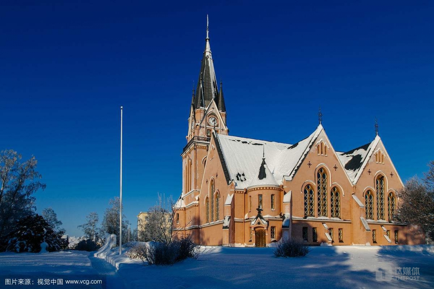 题图来自：视觉中国